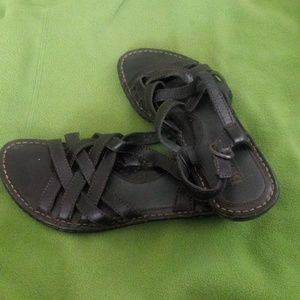 Born sandals.